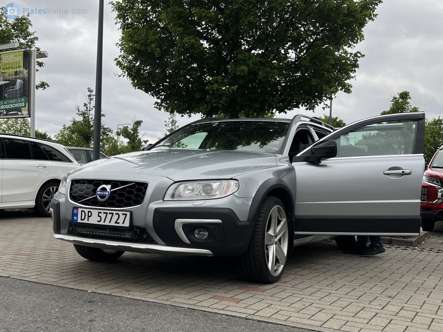 DP 57727, Volvo XC70 2nd gen (136), facelift, 2013–2016