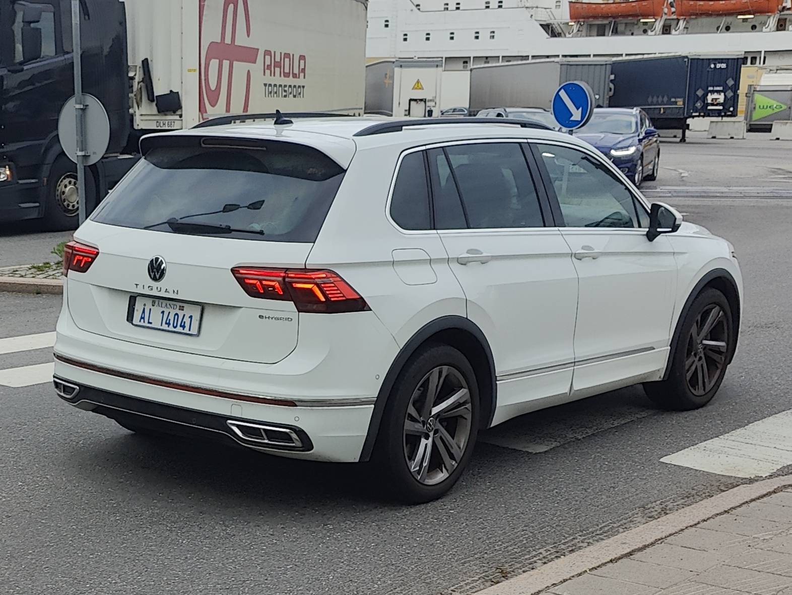 ÅL 14041, Volkswagen Tiguan 2nd gen (AD/AX/Allspace/L), facelift, 2020–2024