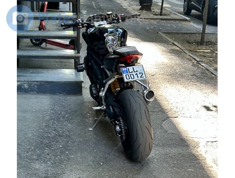 LL 0012, Triumph Motorcycles Speed Triple