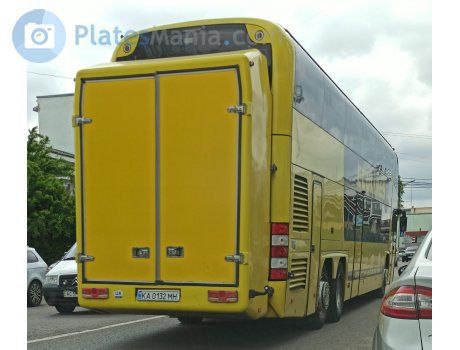 KA 0132 MH, Neoplan Skyliner