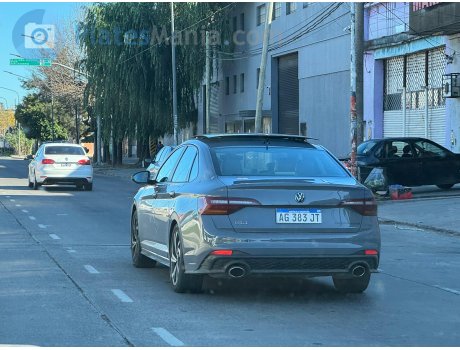 AG 383 JT, Volkswagen Vento