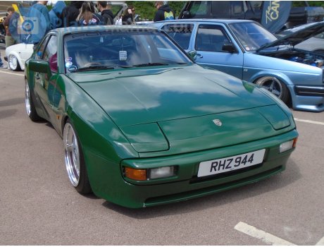 RHZ 944, Porsche 944
