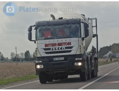 BK 2983 CA, Iveco Trakker