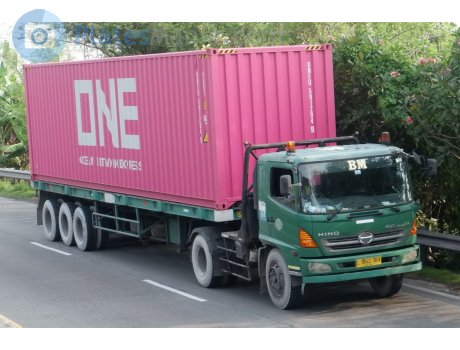 L 8842 UUA, Hino SG