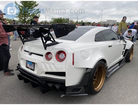 BL 69035, Nissan GT-R
