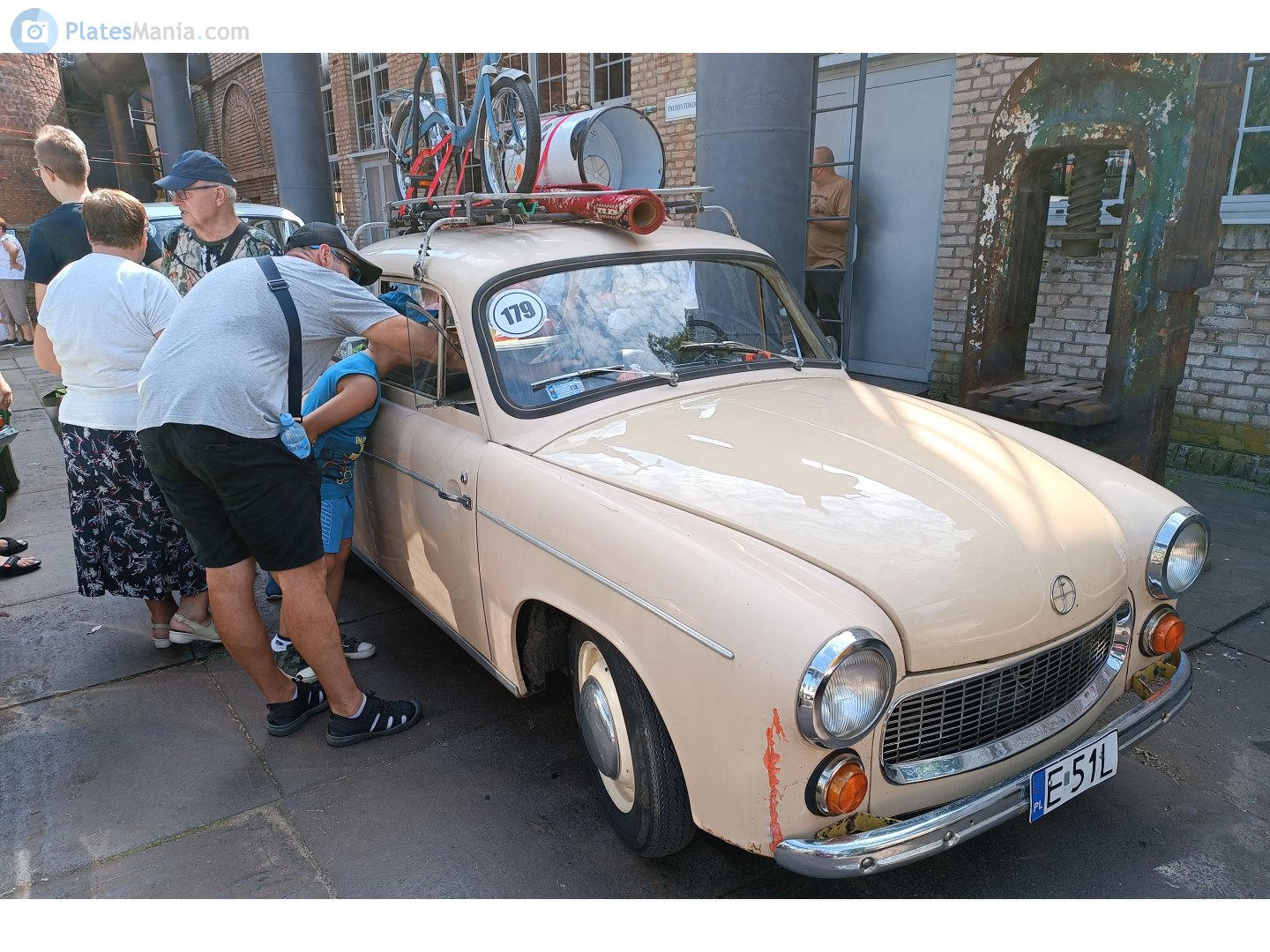 E 51L, FSO Syrena (100-105) 2-door Sedan, 1957–1972