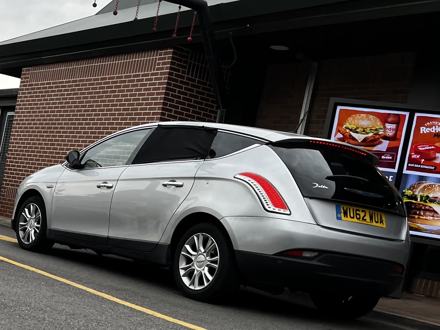 WU62WUA, Chrysler Delta 1st gen (844; UK- and IE-market), 2011–2013