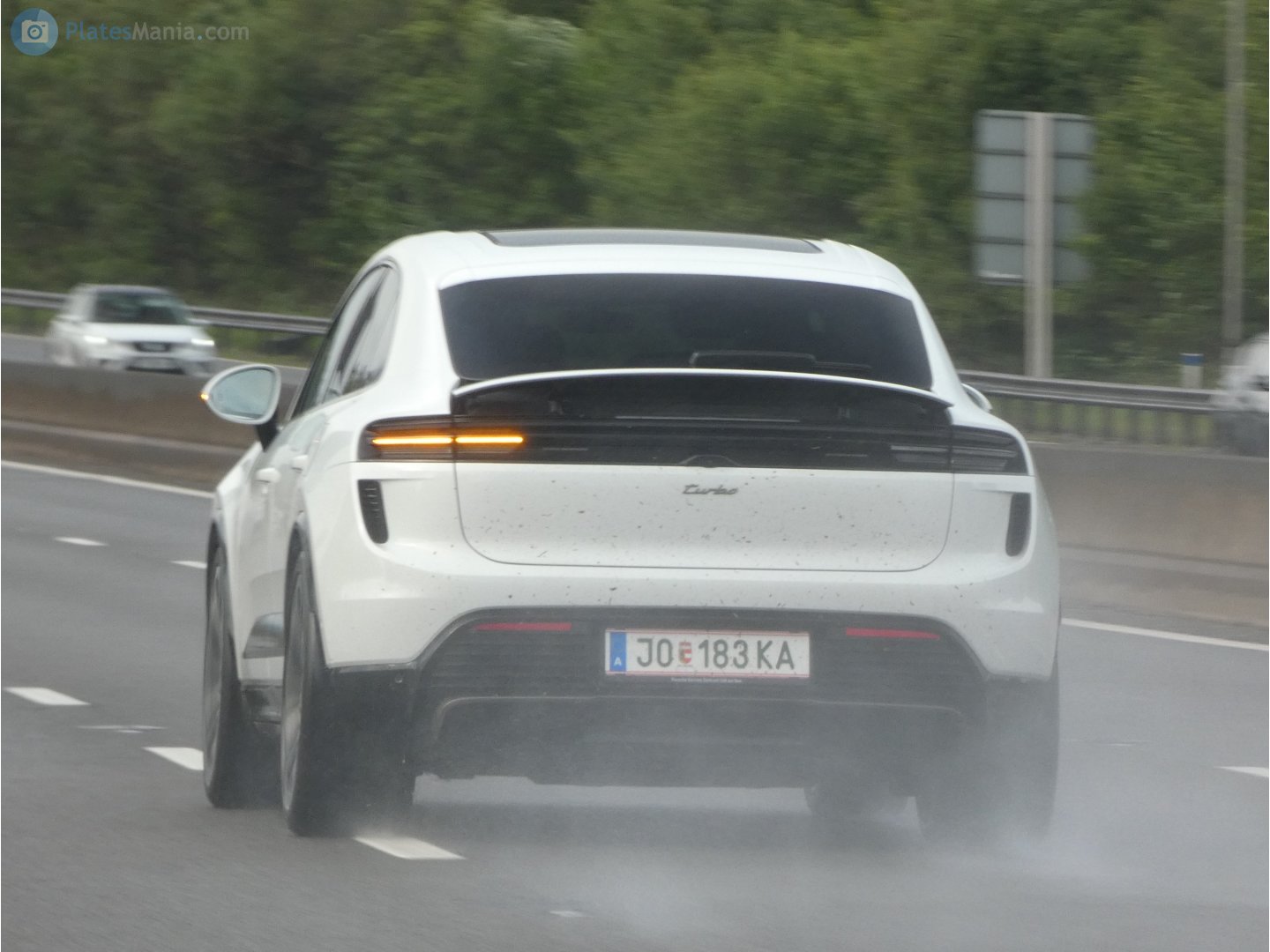 JO 183 KA, Porsche Macan 2nd gen EV (XAB), 2024–