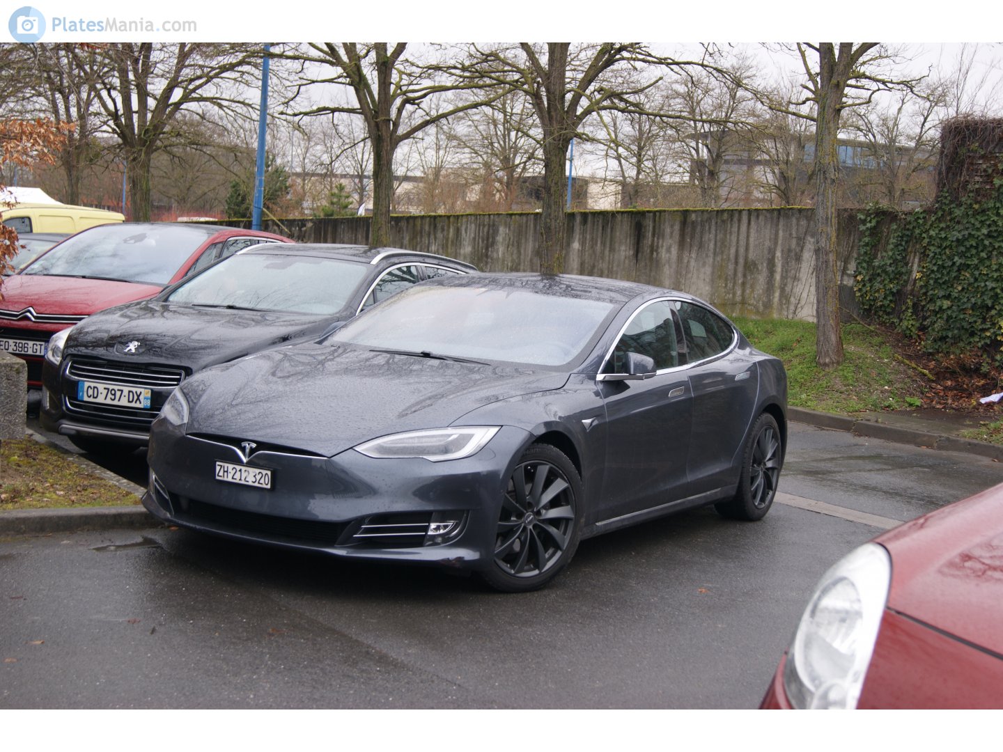 ZH 212320, Tesla Model S 1st gen (5YJS), 2012–