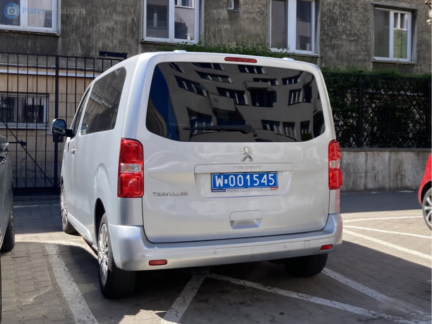 W 001545, Peugeot Traveller 