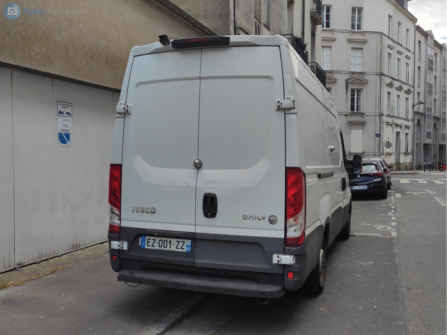 EZ-001-ZZ, Iveco Daily 5th gen Van, 2014–