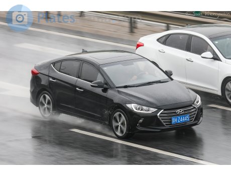 京H·Z4445, Hyundai Elantra