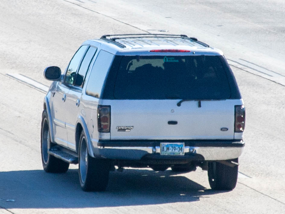 AJM-79-34, Ford Expedition 1st gen (UN93), 1996–2002