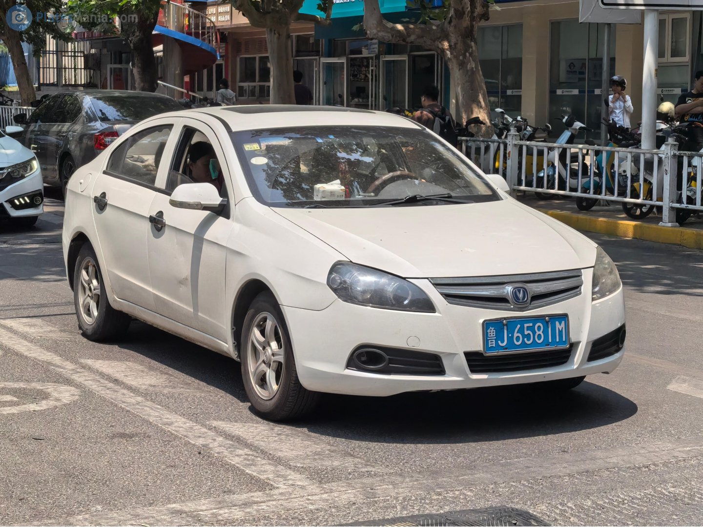 鲁J·6581M, Changan (Chana) CX30 