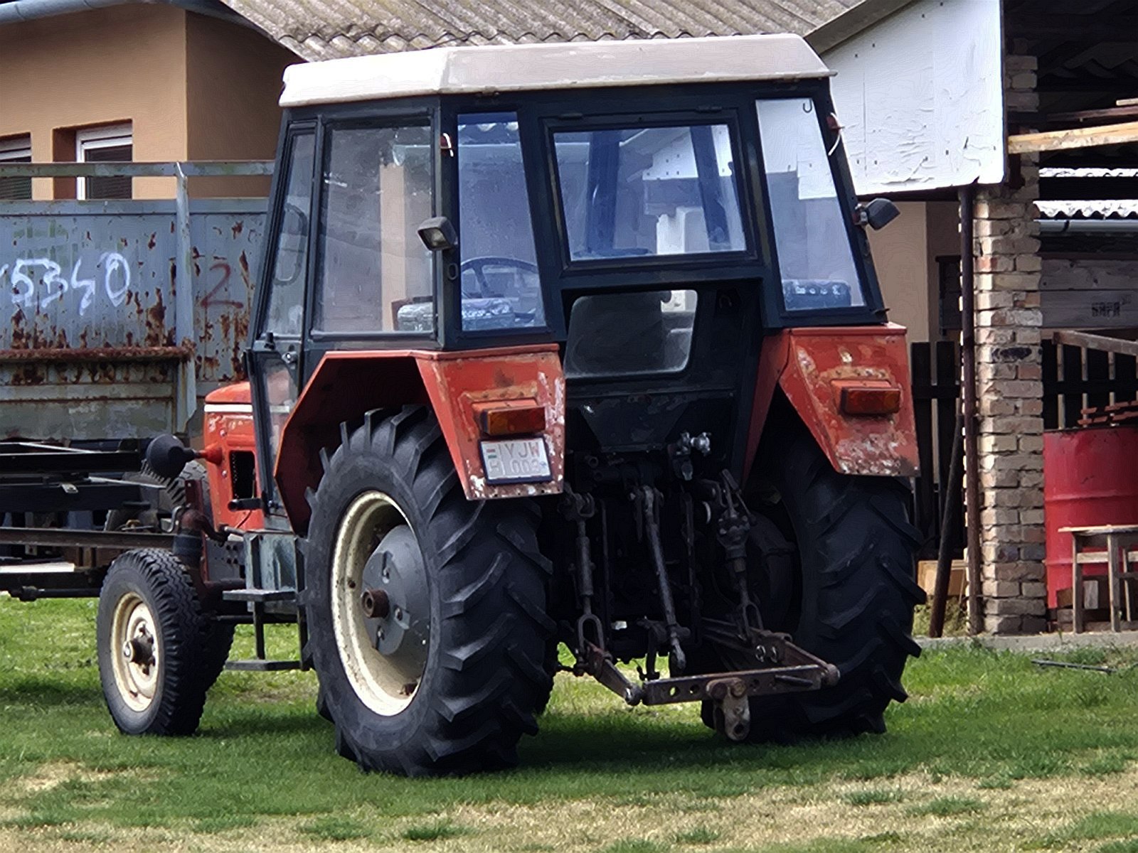 YJW-003, Zetor UŘ I 
