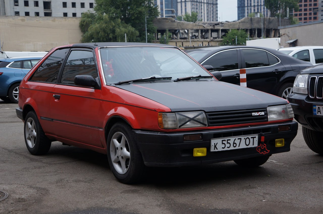 к 5567 ОТ, Mazda Familia 5th gen 3-door Hatch (BF), 1985–1989