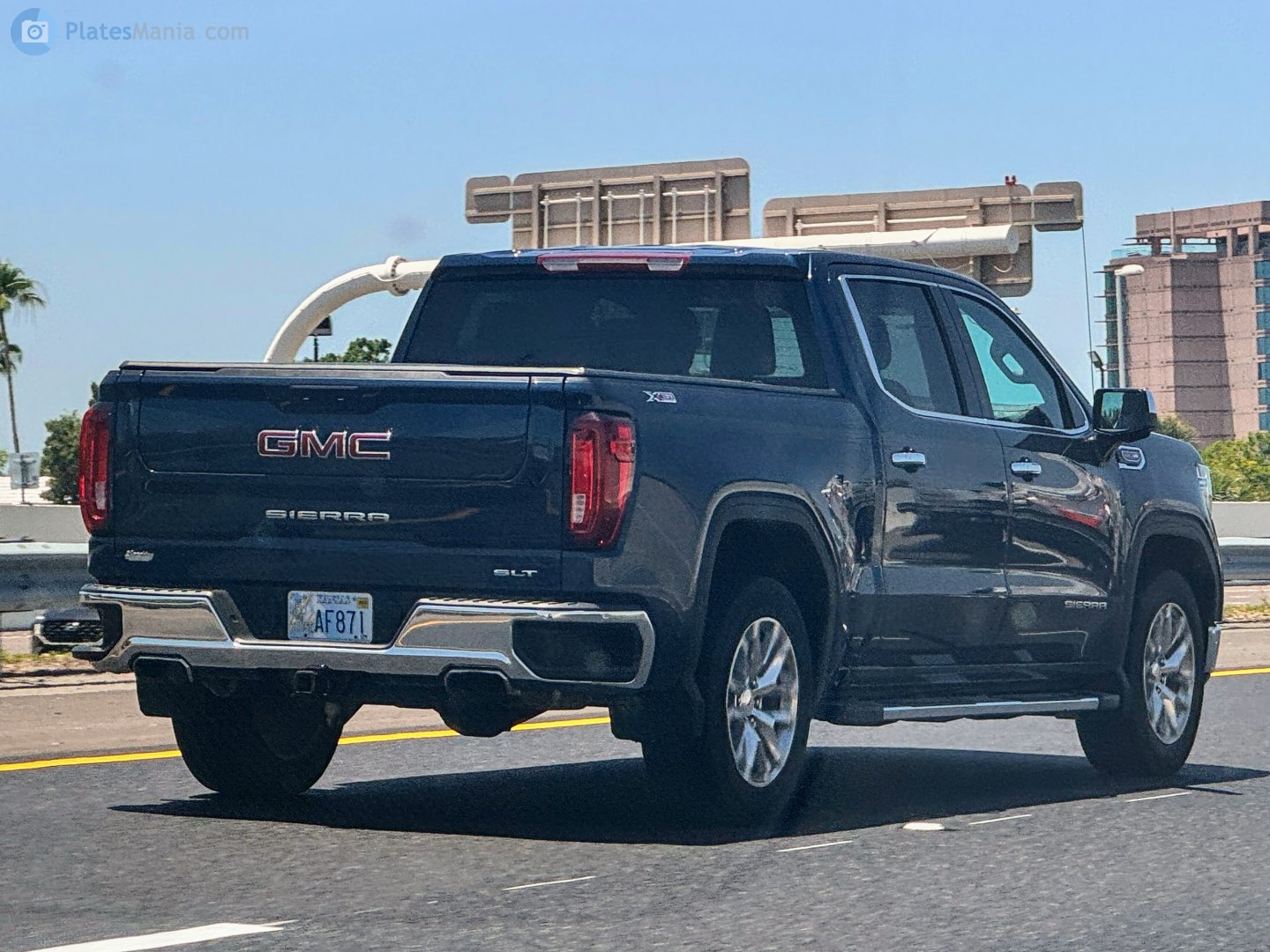 AF871, GMC Sierra 5th gen (T1XX), 2018–
