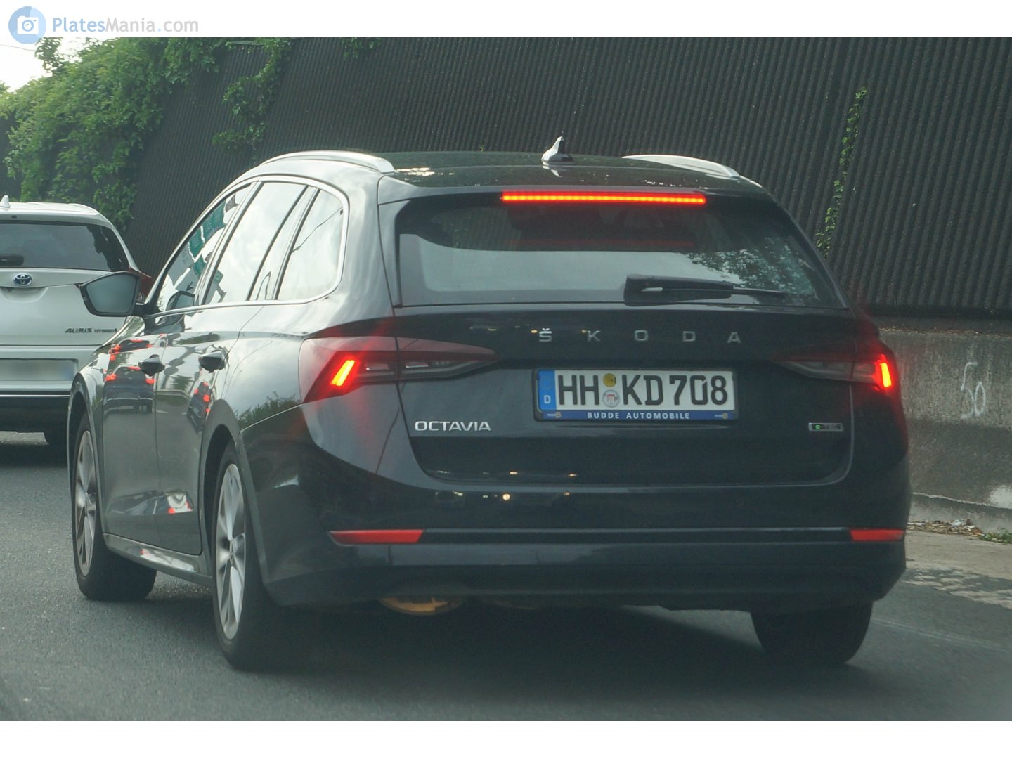 HH KD 708, Skoda Octavia 4th gen Combi (NX5), 2019–2024