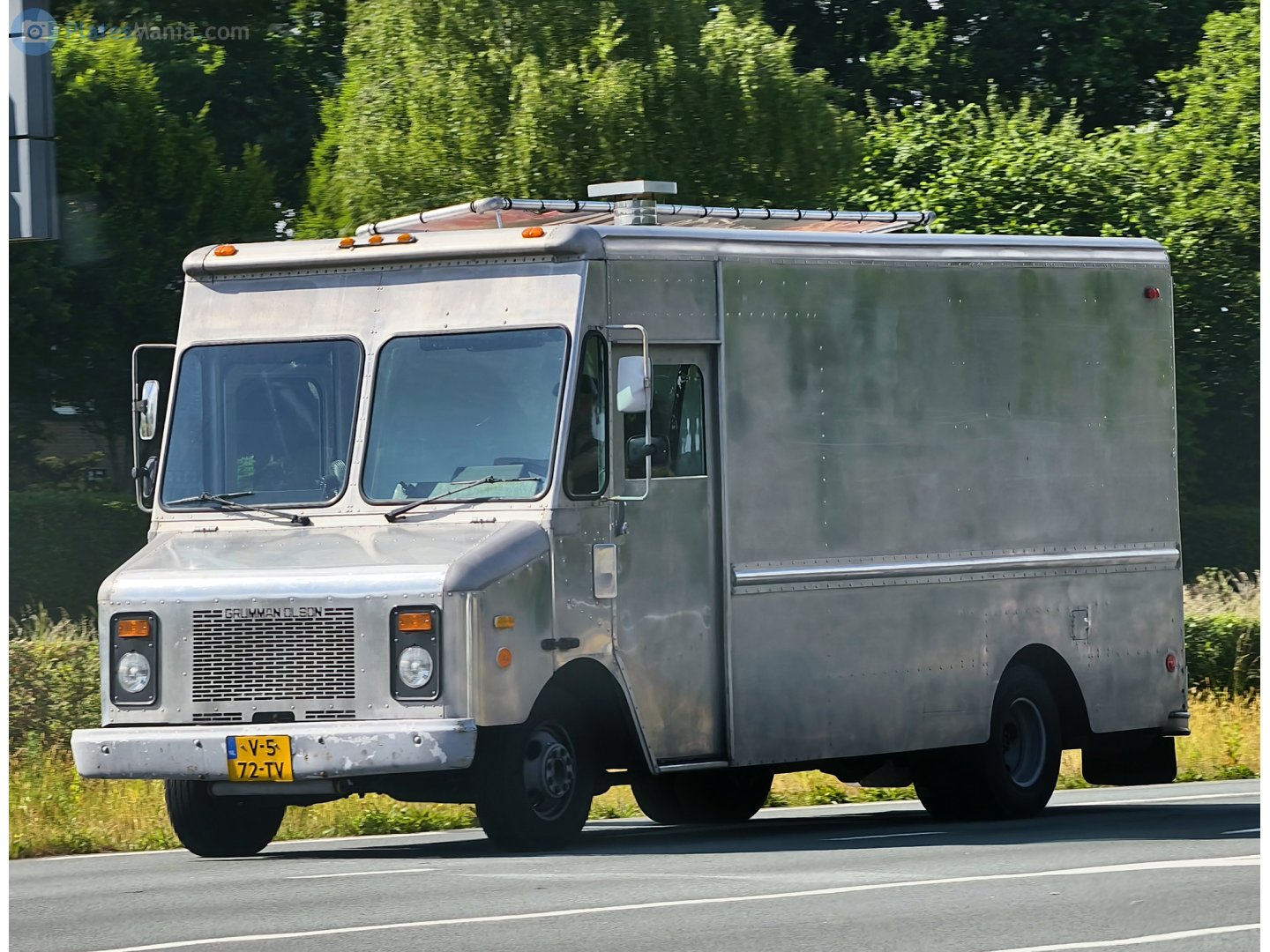 V-572-TV, Grumman Olson Kurbmaster 