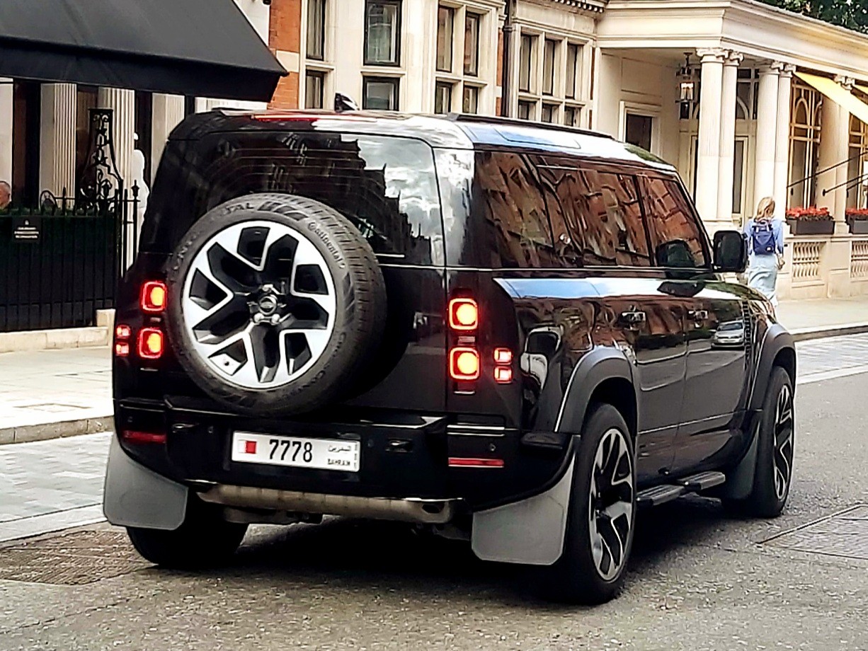 7778, Land Rover Defender 2nd gen 110