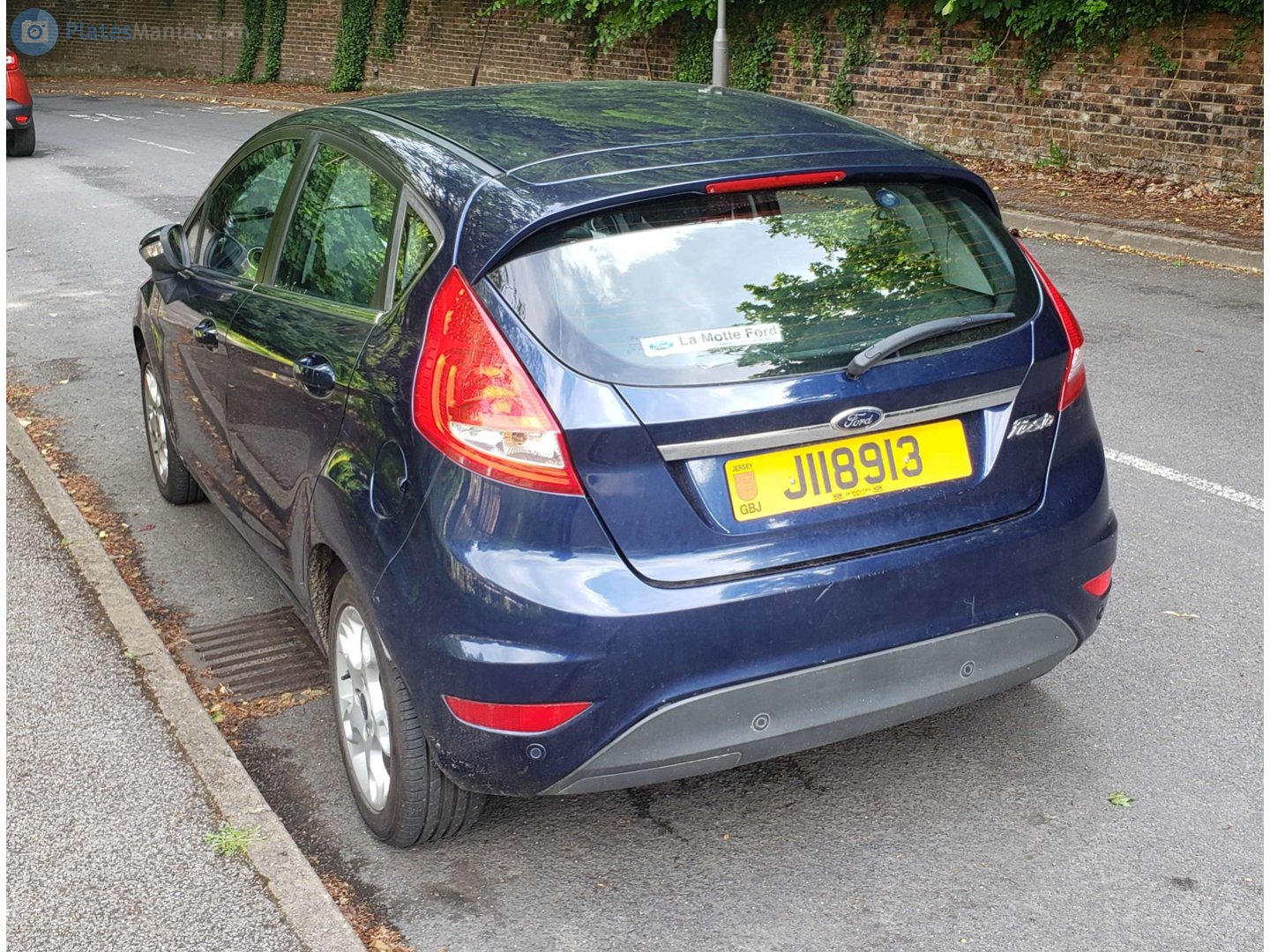 J118913, Ford Fiesta 6th gen 5-door Hatch (B299; JA8), 2008–2013
