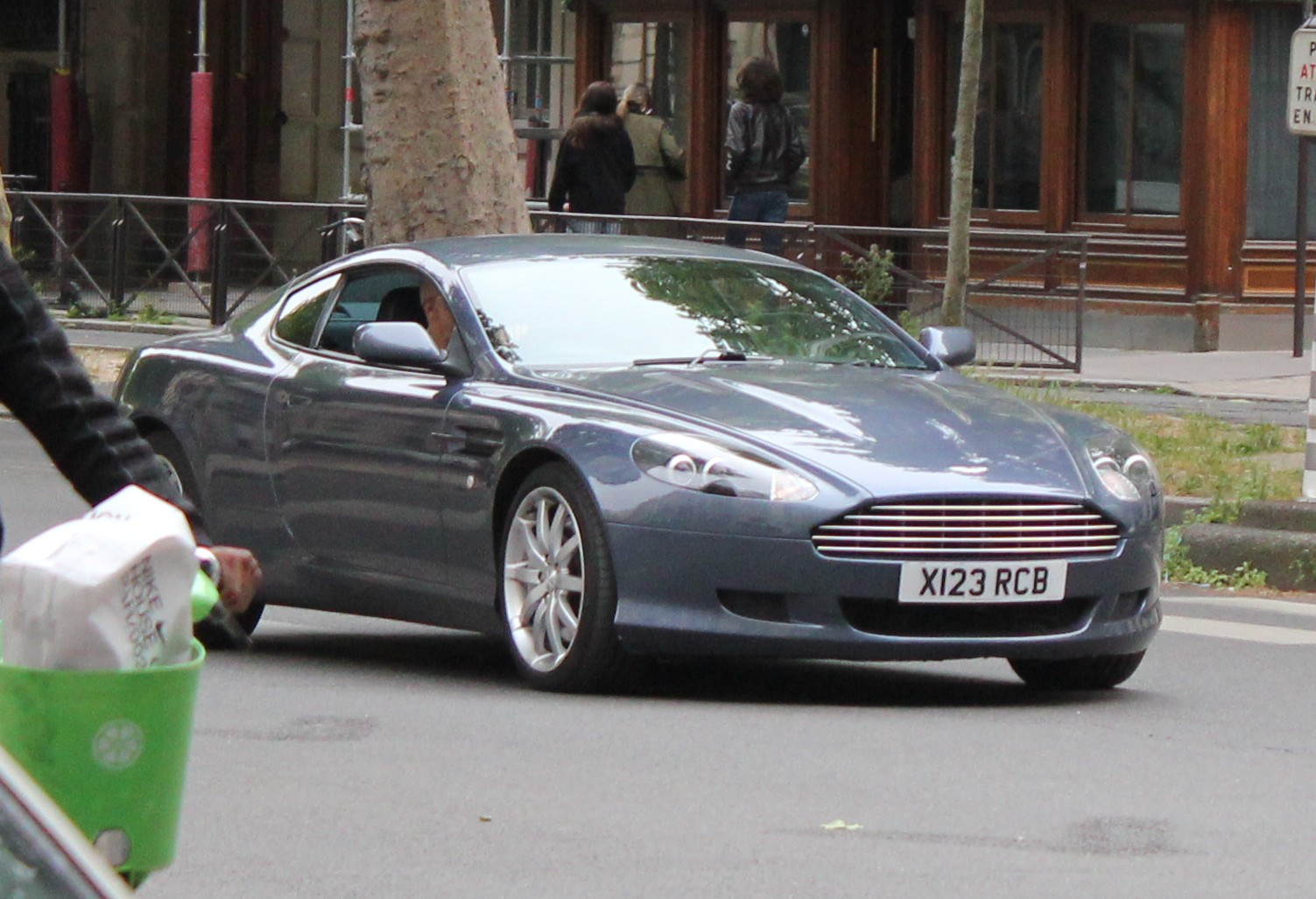 X123RCB, Aston Martin DB9 Coupé (VH300), 2004–2012