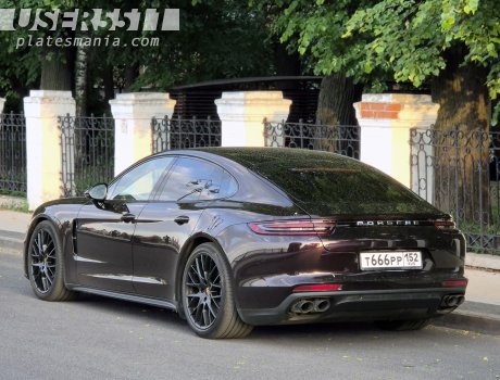 т666рр152, Porsche Panamera