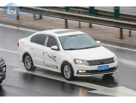 京A·AQ953, Volkswagen Lavida