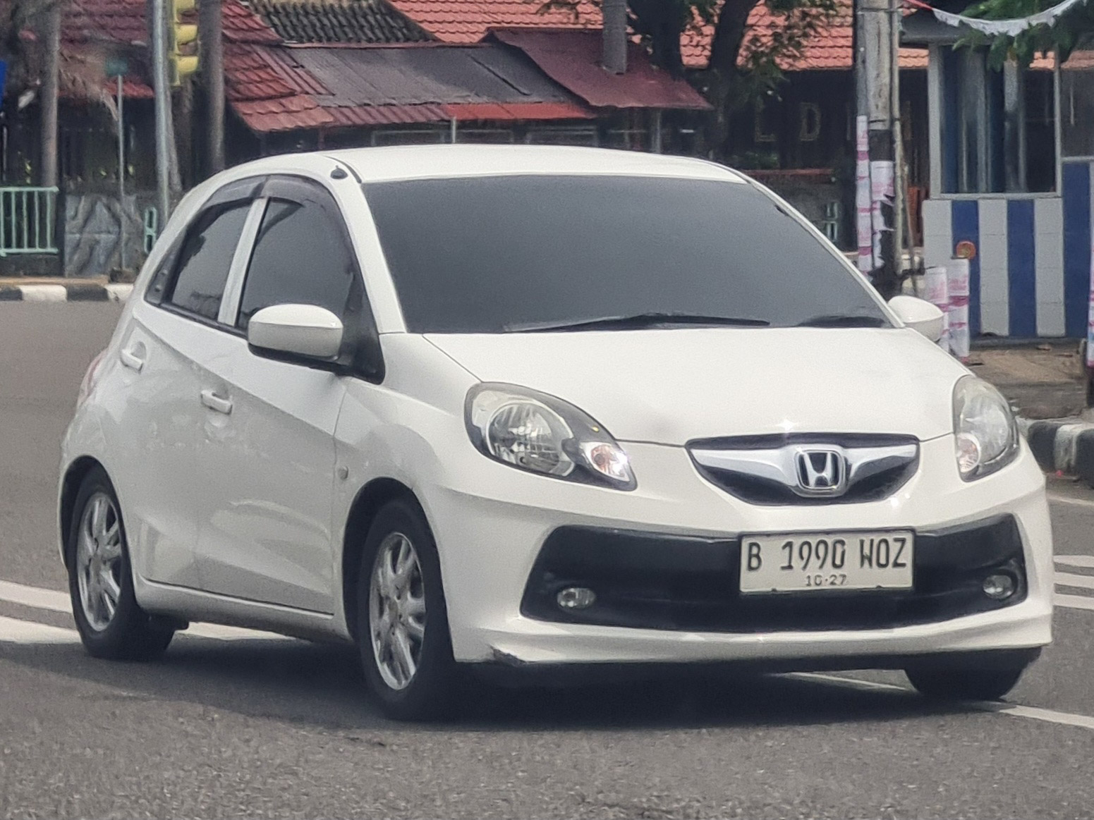B 1990 WOZ, Honda Brio 1st gen Hatch (DD1/DD2), 2011–2016