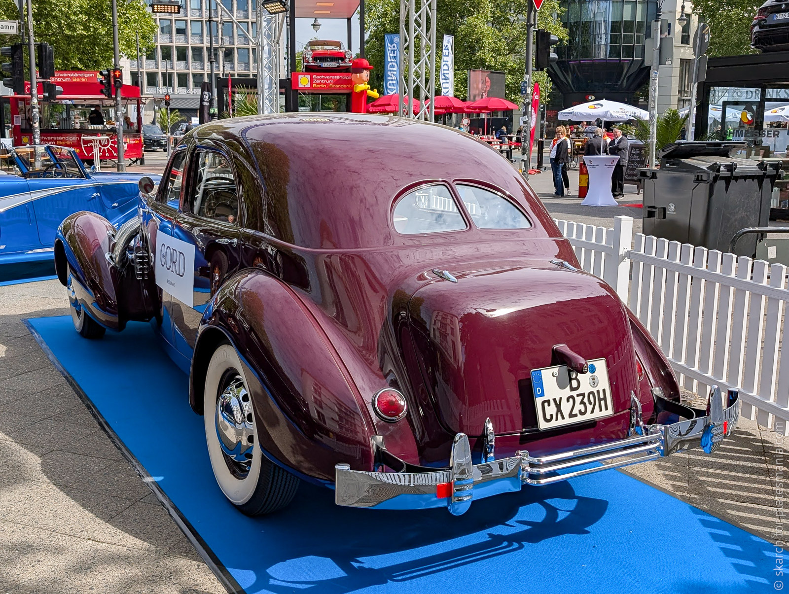 B CX 239 H, Cord 812 Sedan, 1937