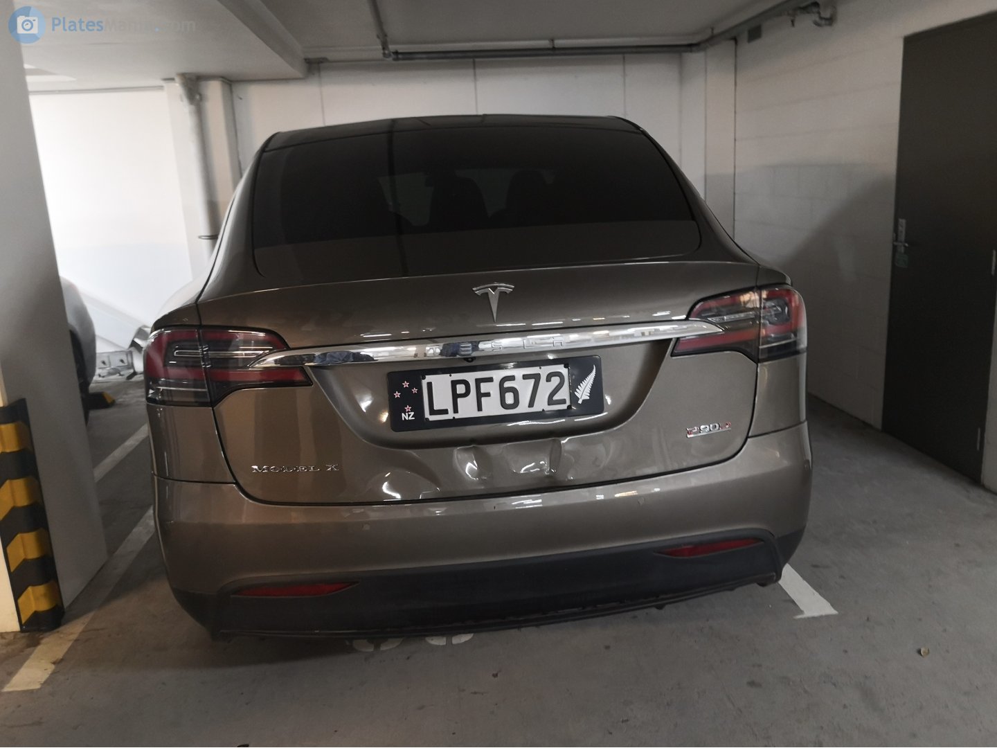 LPF672, Tesla Model X 1st gen (5YJX), 2015–