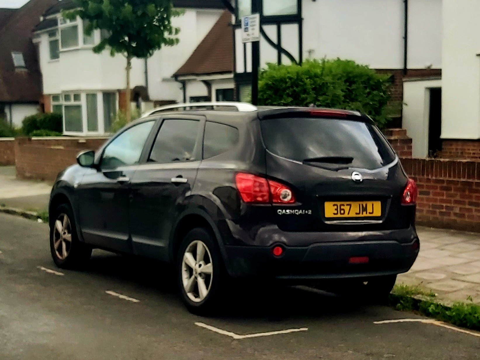 367JMJ, Nissan Qashqai 1st gen +2 (NJ10), 2008–2009