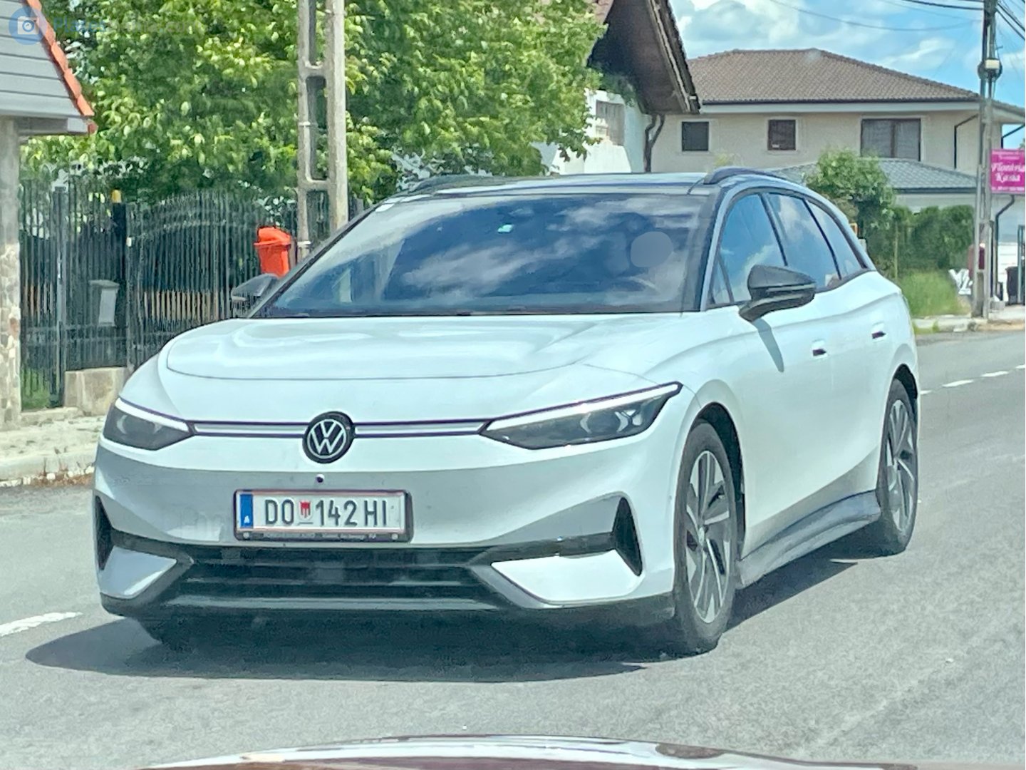 DO 142 HI, Volkswagen ID.7 1st gen Tourer (ED), 2024–