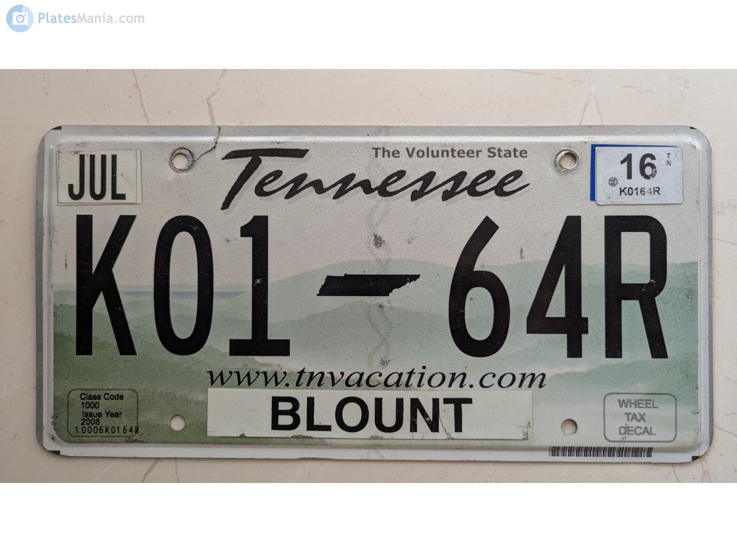 K01-64R, License plate without vehicle 