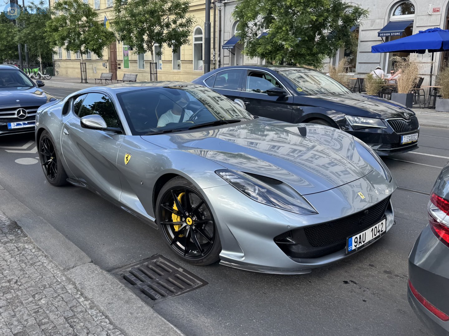 9AU 1042, Ferrari 812 1st gen Superfast (F152) 2017–2021