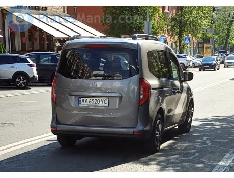 AA 6520 YC, Mercedes-Benz EQT