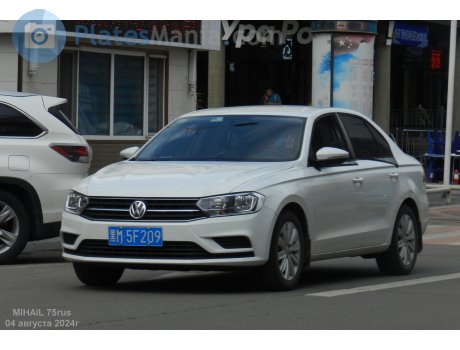 黑M·5F209, Volkswagen Bora