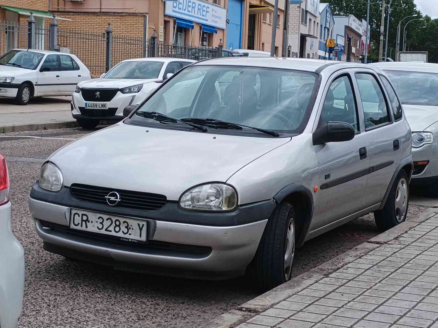 CR 3283 Y, Opel Corsa 2nd gen (Lite/Sail) 5-door Hatch (B; S93), 1993–2000 (–2004 for IN- and –2007 for ZA-market)