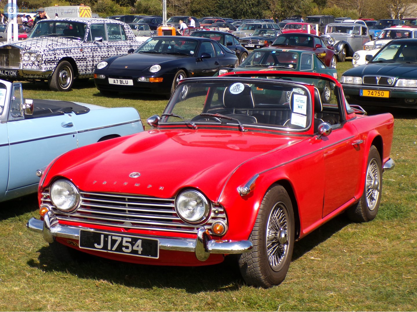 J1754, Triumph TR4 