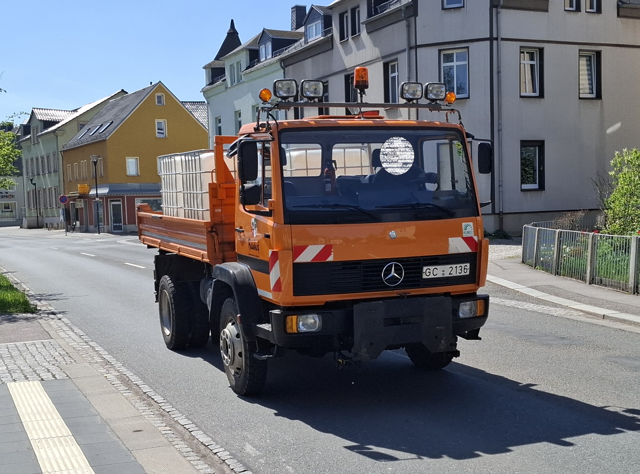 GC 2136, Mercedes-Benz LK-Series 1st gen, 1984–1998