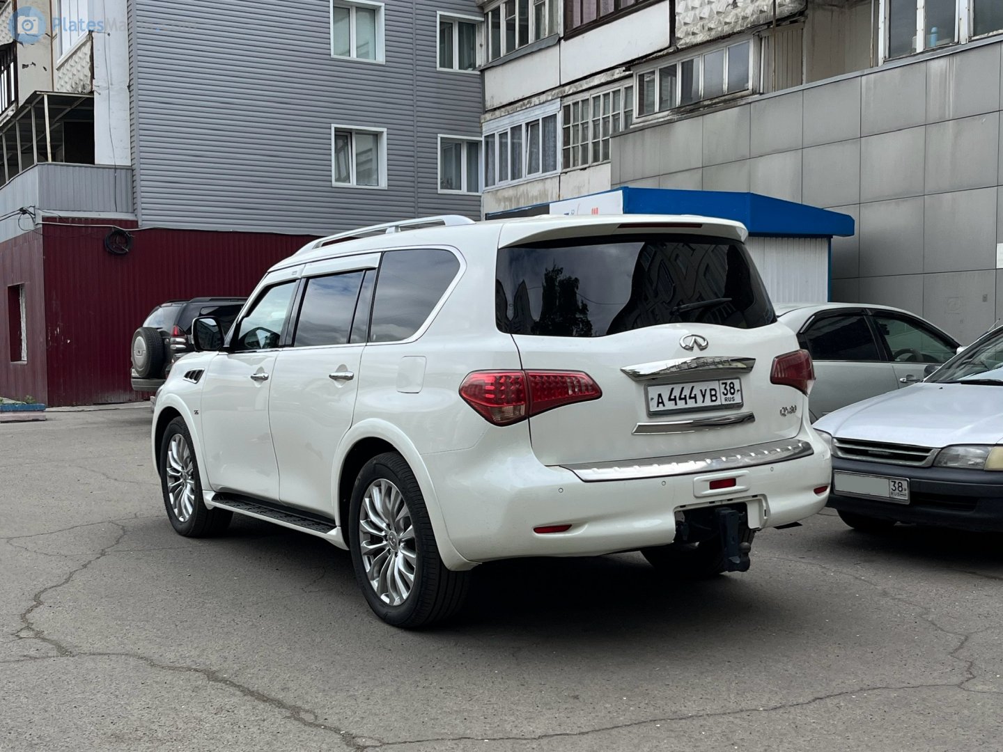 а 444 ув 38, Infiniti QX80/QX56 2nd gen QX56/QX80 (Z62), 2010–2017