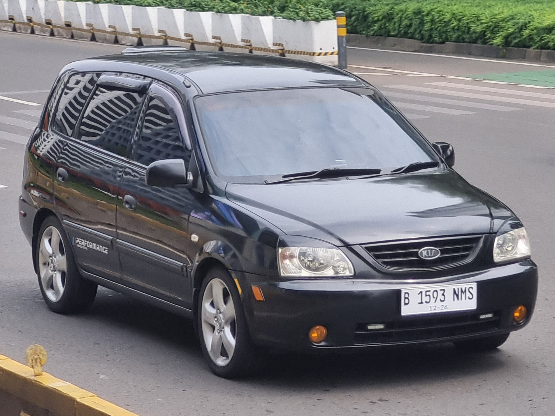 B 1593 NMS, Kia Carens 1st gen (RS), facelift, 2002–2006