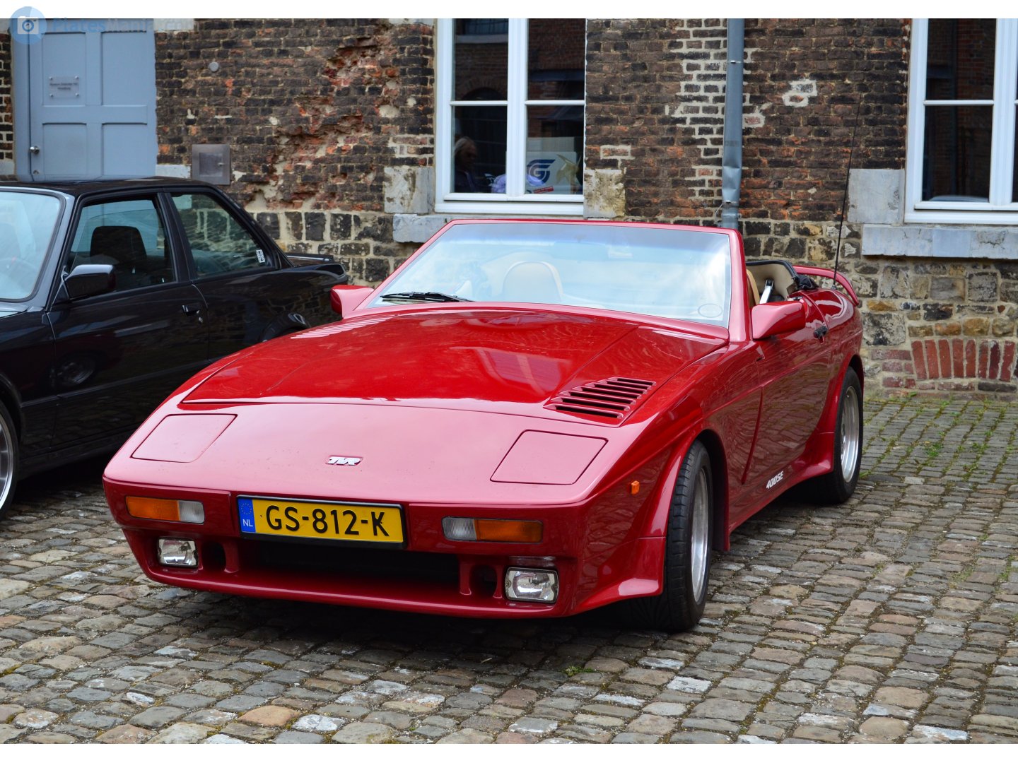 GS-812-K, TVR 400 SE 