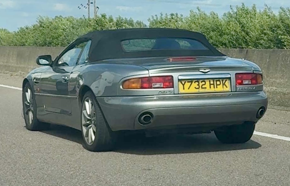 Y732HPK, Aston Martin DB7 DB7 Volante, 1996–2004