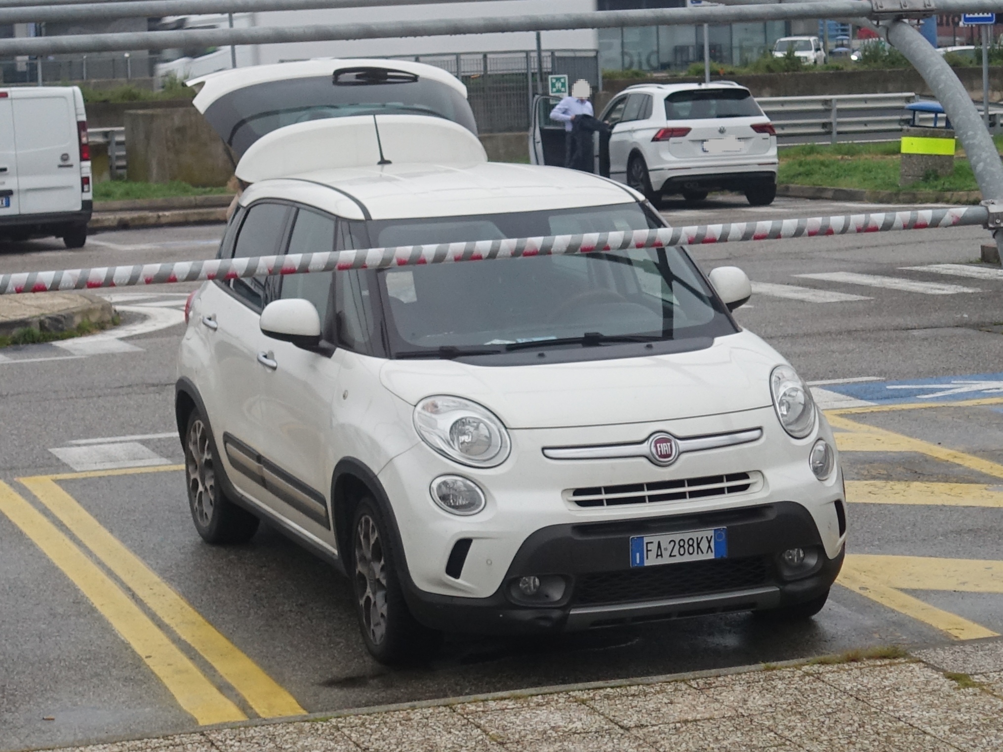 FA 288 KX, FIAT 500L 1st gen Trekking (330), 2013–2017