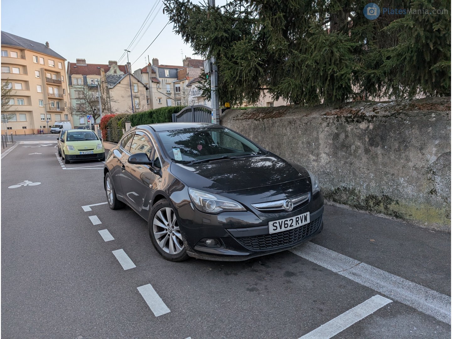 SV62RVW, Vauxhall Astra 6th gen GTC (OPC) 3-door Hatch (J; P10), 2011–2017