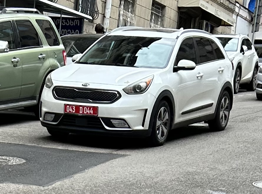 043 D 044, Kia Niro 1st gen (DE), 2016–2022