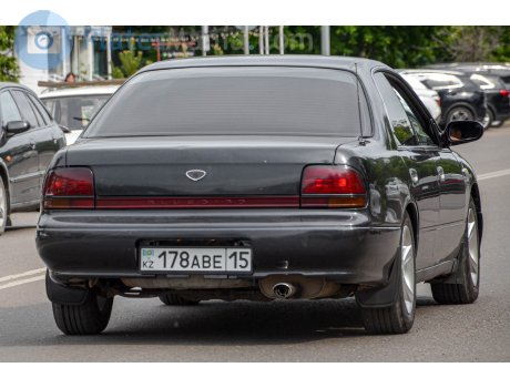 178 ABE 15, Nissan Bluebird