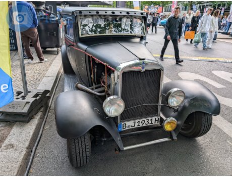 B J 1931H, Chevrolet Independence