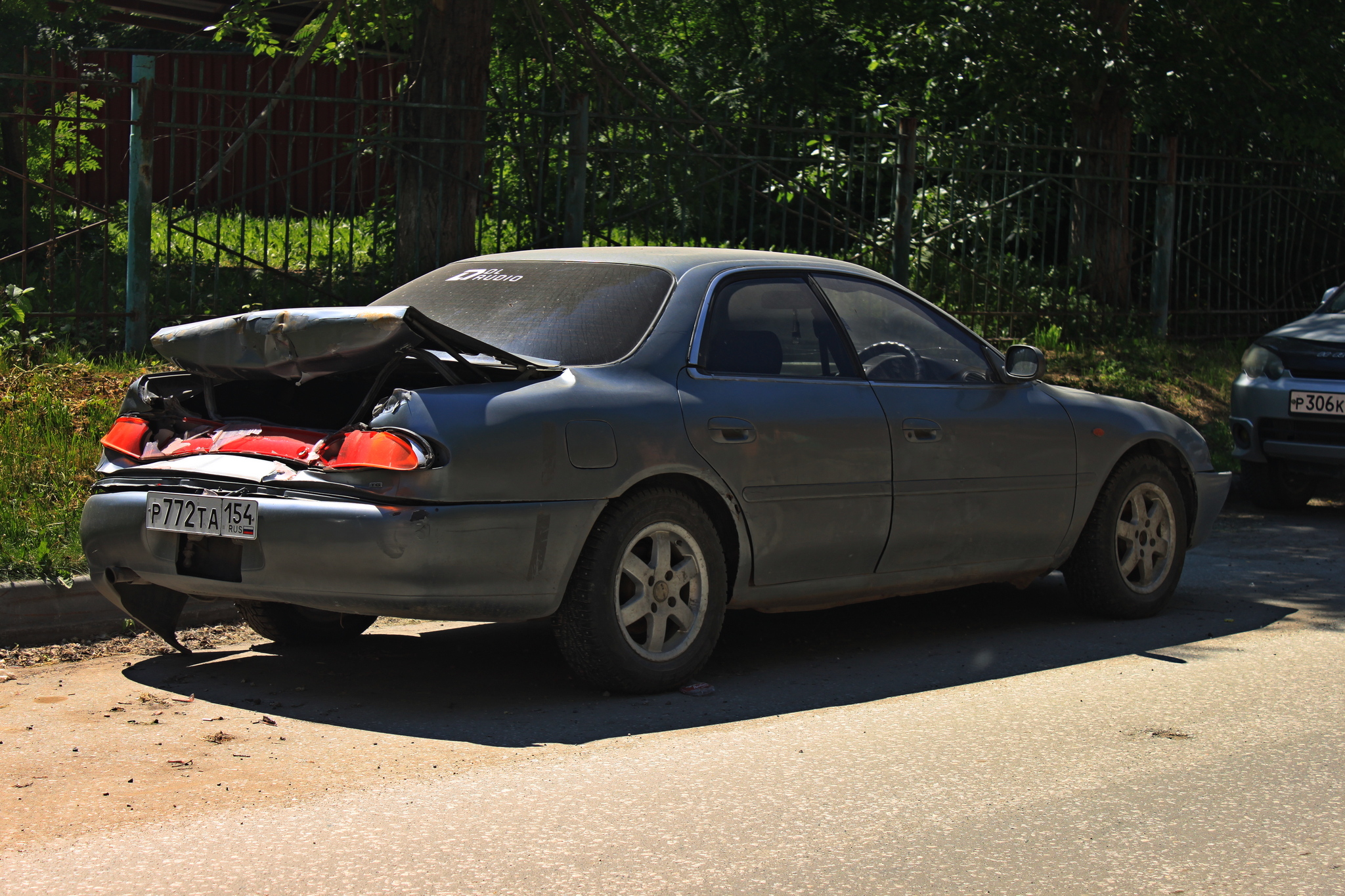 р 772 та 154, Mitsubishi Emeraude 1st gen (E54/E64), 1992–1996